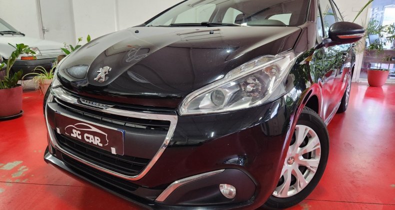 Peugeot 208 Allure