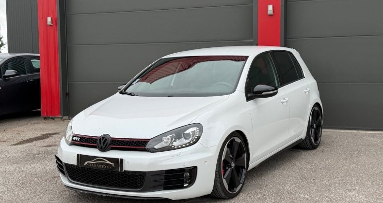 Volkswagen Golf 2.0 TSI 210 GTI DSG6