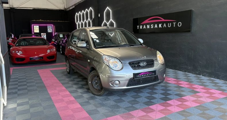 Kia Picanto 1.0 style pack entretien a jour clim vit