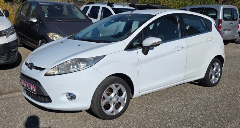 Ford Fiesta VI 1.4 tdci 70ch titanium 2010 reg clim 