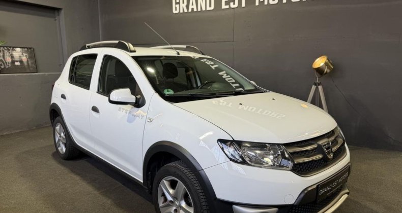 Dacia Sandero 1.5 dCi PRESTIGE 90 cv premiere main att