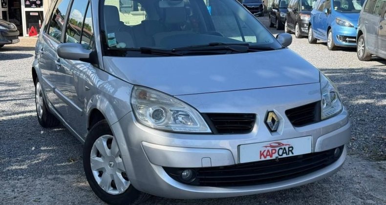 Renault Scenic II 1.5 dCi 105ch Dynamique ecoÂ²