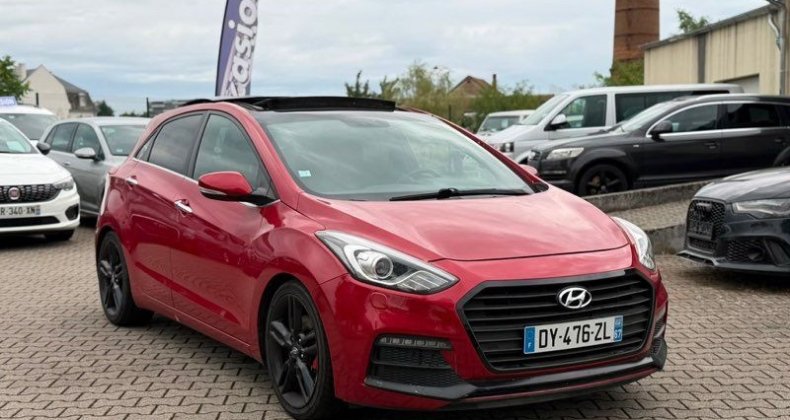 Hyundai i30 TURBO 1.6 T-GDi 186ch berline, couleur, 