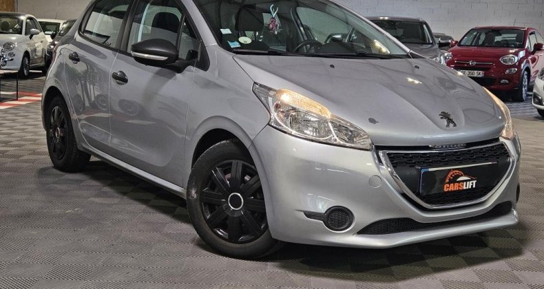 Peugeot 208 1.4 HDI - 68CV ACCESS CLIMATISATION GARA