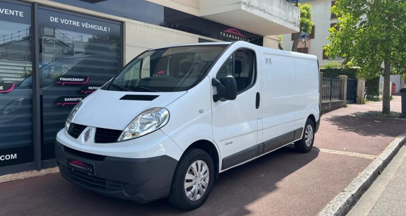 Renault Trafic fourgon gn dci 115 l2h1 1200 kg confort 