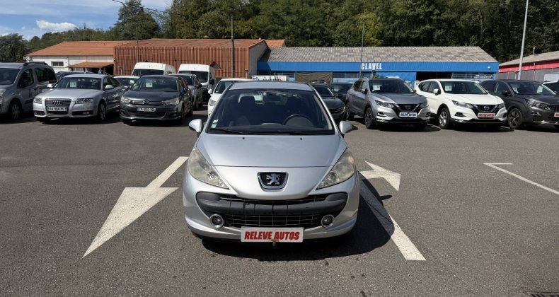 Peugeot 207 1.6 HDi90 Sport Pack 5p