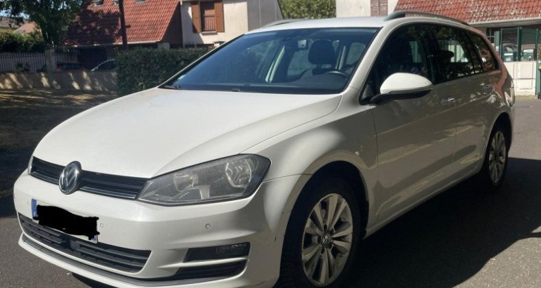 Volkswagen Golf VII SW 1.6 TDI 105CH BLUEMOTION TECHNOLO