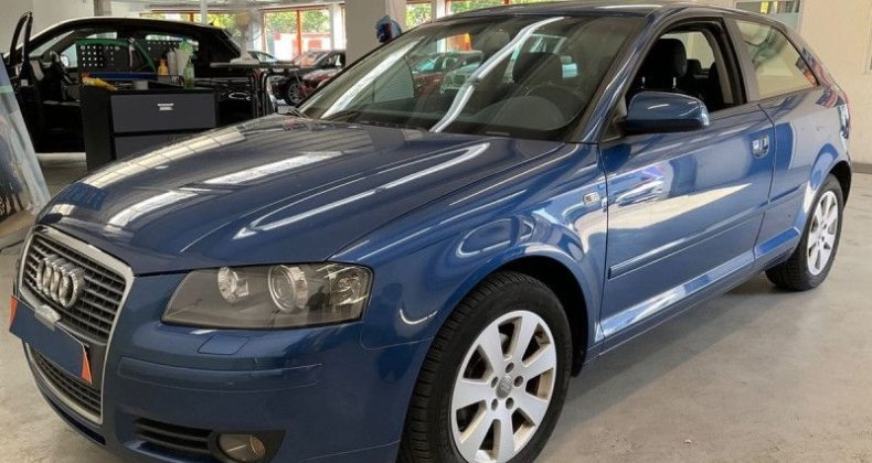 Audi A3 1.6 102CH AMBIENTE TIPTRONIC 3P BOITE AU