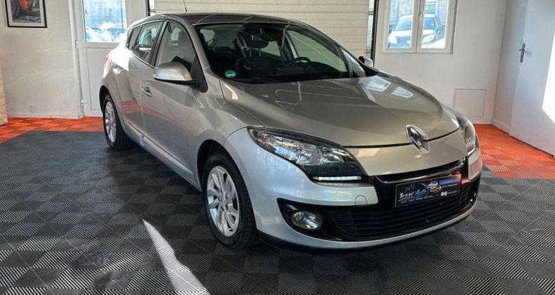 Renault Megane III 1.5 dci 110cv initiale