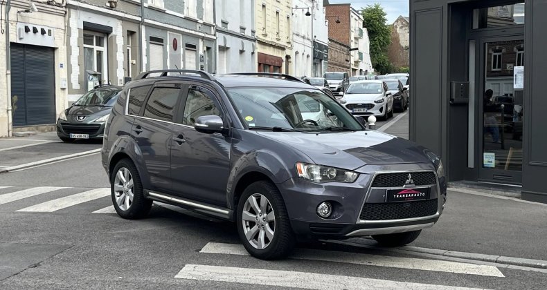 Mitsubishi Outlander invite 4wd intense