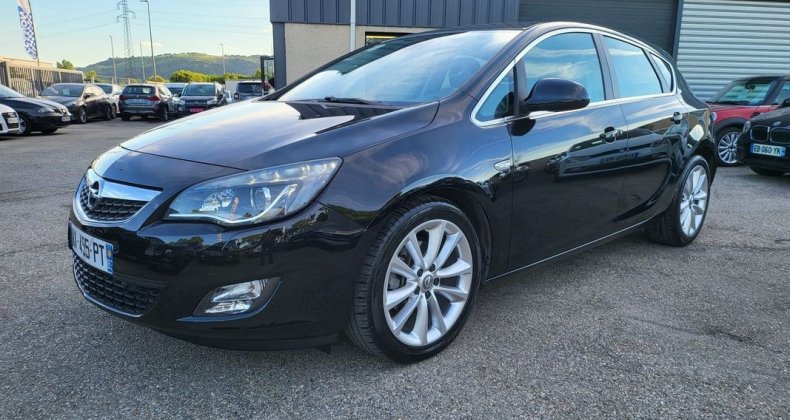 Opel Astra 2.0 CDTI160 FAP Cosmo BA