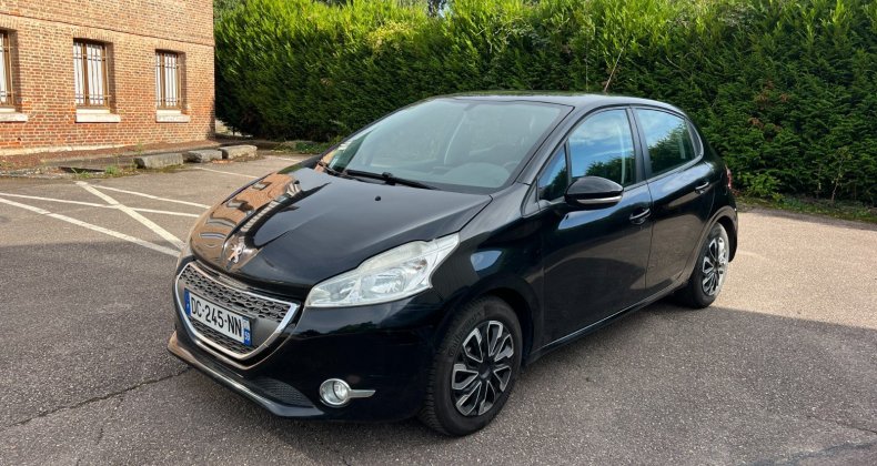 Peugeot 208 1.4 HDi 68ch BVM5 Active