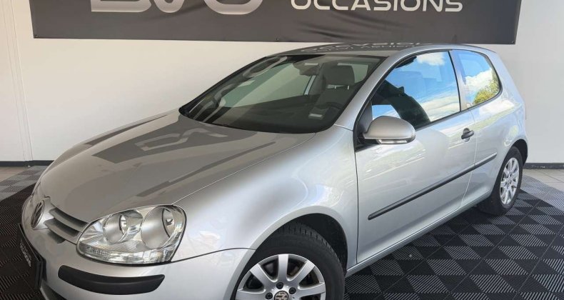 Volkswagen Golf V 1.6 FSI 115 CONFORT 3P