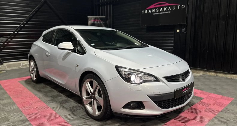 Opel Astra Gtc