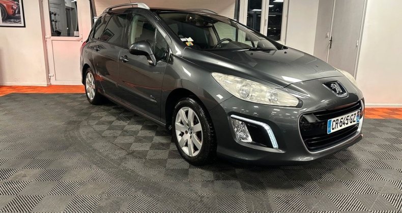 Peugeot 308 SW (T7) 1.6 e-HDi 8V S&S 112 cv family
