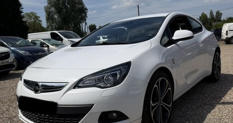 Opel Astra GTC OPC LINE 1.4I 140 16V