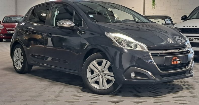 Peugeot 208 1.2 VTI 82 CV - STYLE