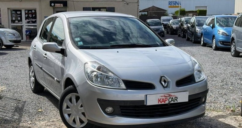 Renault Clio III (B-C85) 1.5 dCi 85ch Dynamique 5p