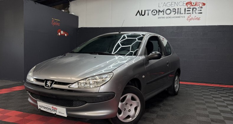 Peugeot 206 1.1i 60 ch Pop Art