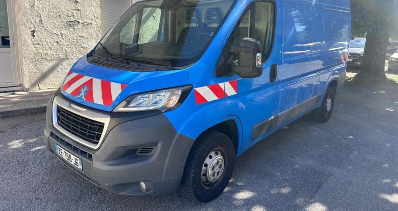 Peugeot Boxer 335 l2h2 2.2 hdi 150 pack clim nav 2016