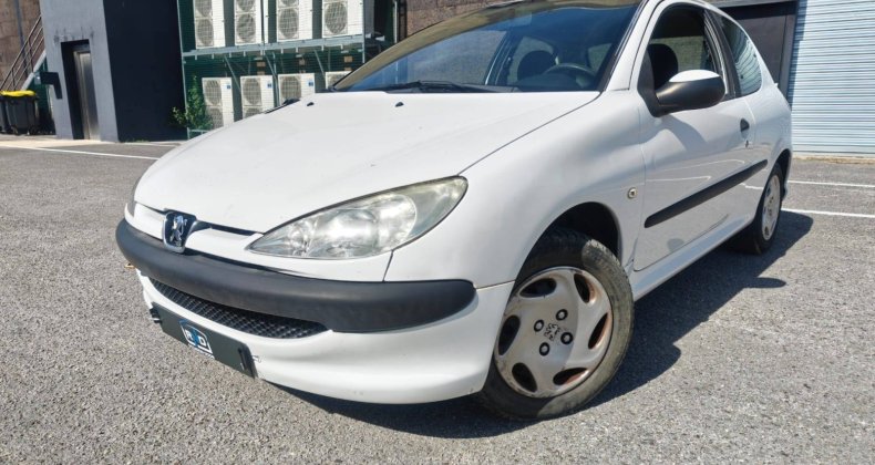 Peugeot 206 1.4HDI 70ch Entretient Ã  jours idÃ©al j