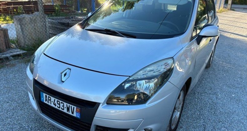 Renault Megane scenic 1.9 dci 130 cv distribution neuve