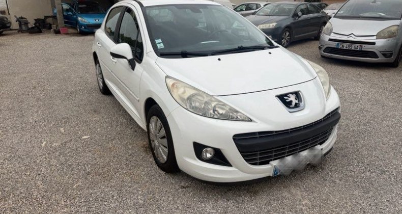 Peugeot 207 1.6 hdi 90 cv 88000 kms