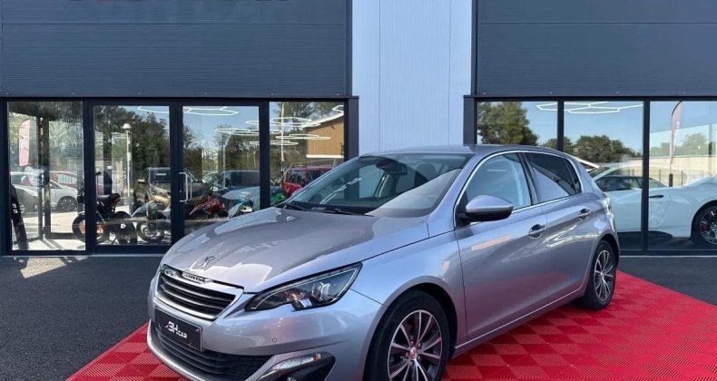Peugeot 308 GENERATION-II 1.2 T 110 STYLE PLUS START