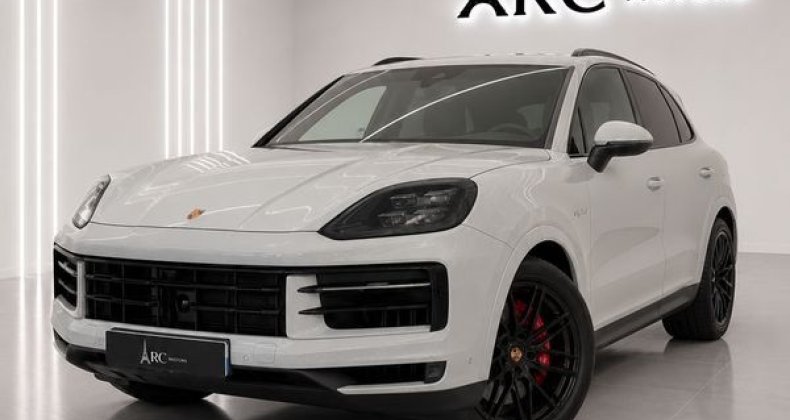 Porsche Cayenne SE-Hybrid â Toit pano Bose 360Â° pasm 