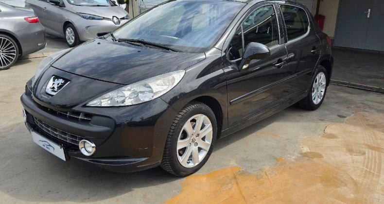 Peugeot 207 1.6 hdi 110 executive
