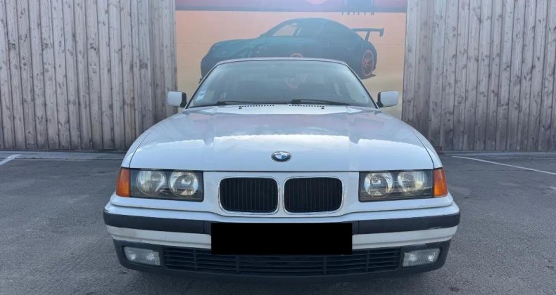 BMW Série 3 COUPE 1.9 318 IS140 WORLD LINE SPORT BVA