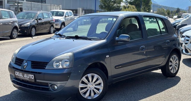 Renault Clio II (2) 1.4 ess 16S 98ch Luxe PrivilÃ¨ge 