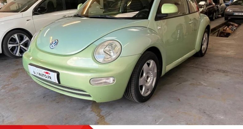 Volkswagen New Beetle 1.9 TDI 90 // CLIMATISATION / RADIO / JA