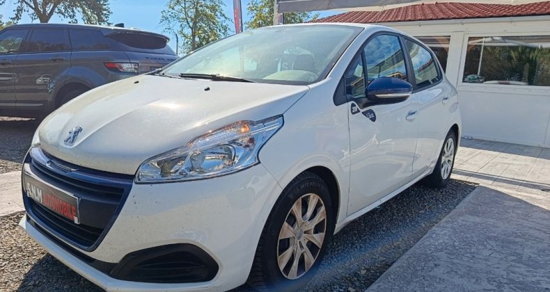 Peugeot 208 essence