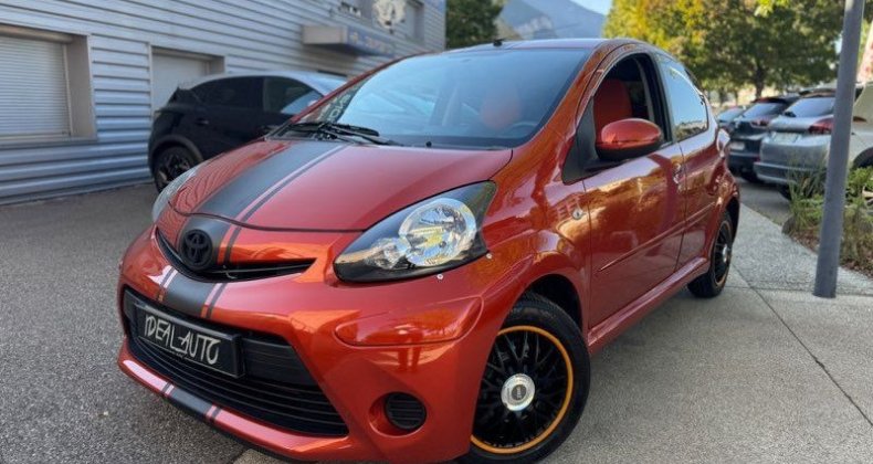 Toyota Aygo 1.0 VVT-i 68ch Edition SpÃ©ciale Luna Sp