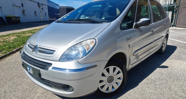 Citroen Xsara 1.6 HDi 90ch toit ouvrant panoramique En
