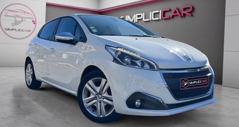 Peugeot 208 STYLE