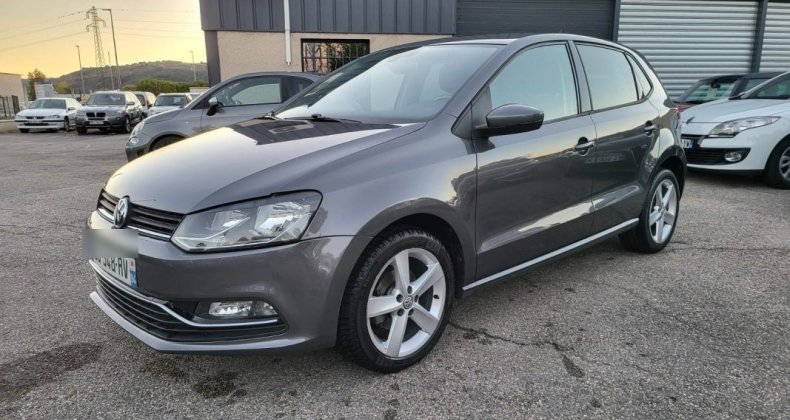 Volkswagen Polo 1.2 tsi 90 confortline 2015