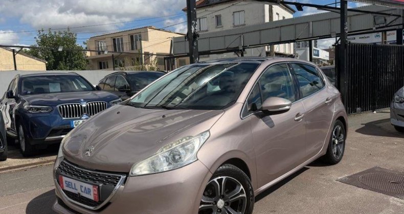 Peugeot 208 1.6 e-hdi 115 ALLURE