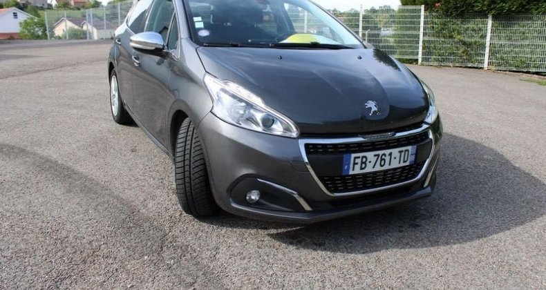 Peugeot 208 II ALLURE 110 CV ESSENCE GPS 3D CLIM AUD