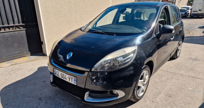 Renault Scenic dci 110ch boite automatique