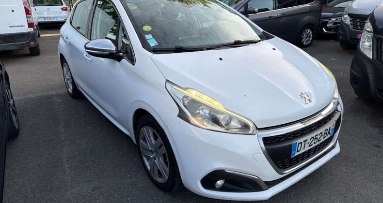Peugeot 208 1.6 BLUEHDI 75CH BUSINESS PACK S&S 5P