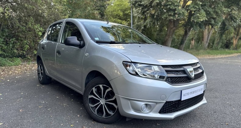 Dacia Sandero II (B52) 1.2 16v 75ch LaurÃ©ate