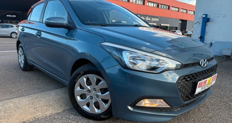 Hyundai i20 II Phase2 1.2i 75ch Initia 5 Porte