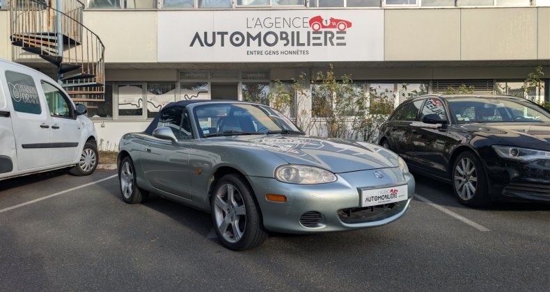 Mazda MX-5 MX5 NBFL 1.6 i 16V 110cv finition SILVER