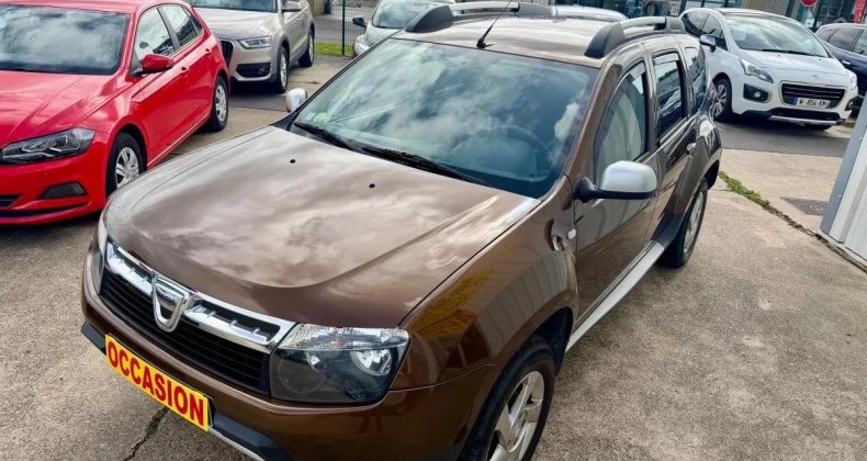 Dacia Duster 1.5 DCI 110 LAUREATE 4X4 /4wd /DISTRIBUT