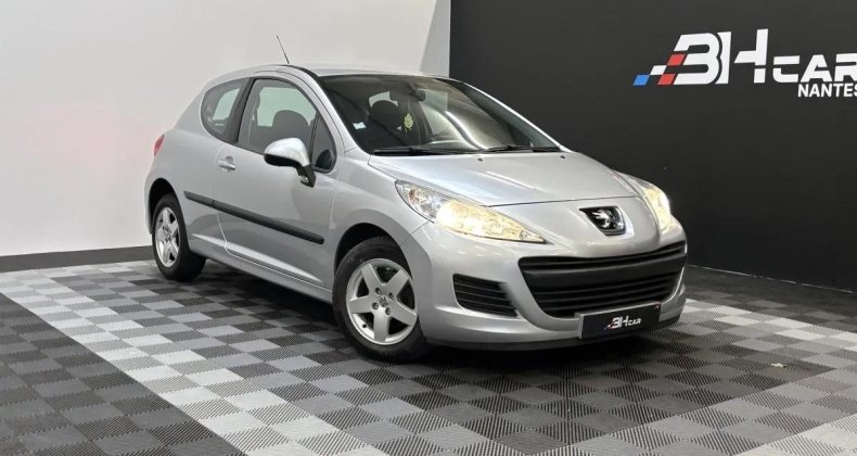 Peugeot 207 1.4 75 URBAN Apple car play - android au