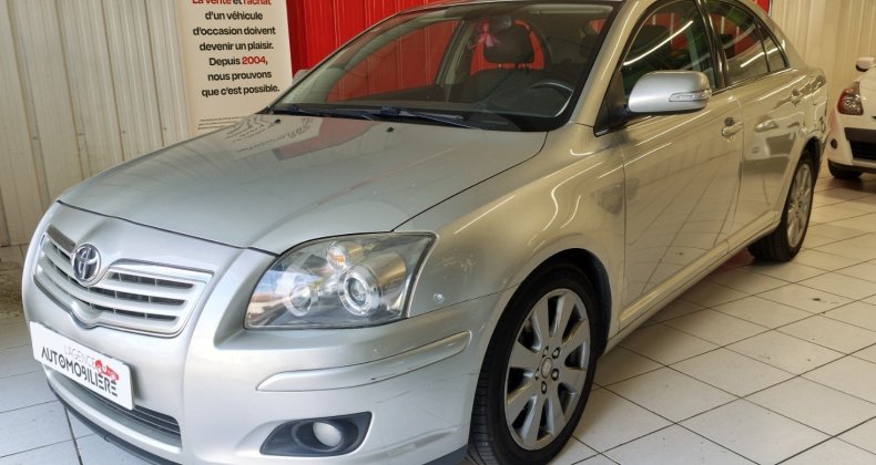 Toyota Avensis 2.2L D4D 150CV 1ERE MAIN