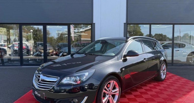Opel Insignia SPORTS-TOURER 2.0 CDTI 165 COSMO PACK