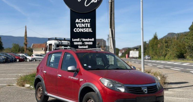 Dacia Sandero 1ere main VENTE A PRO (Suivi complet Ren